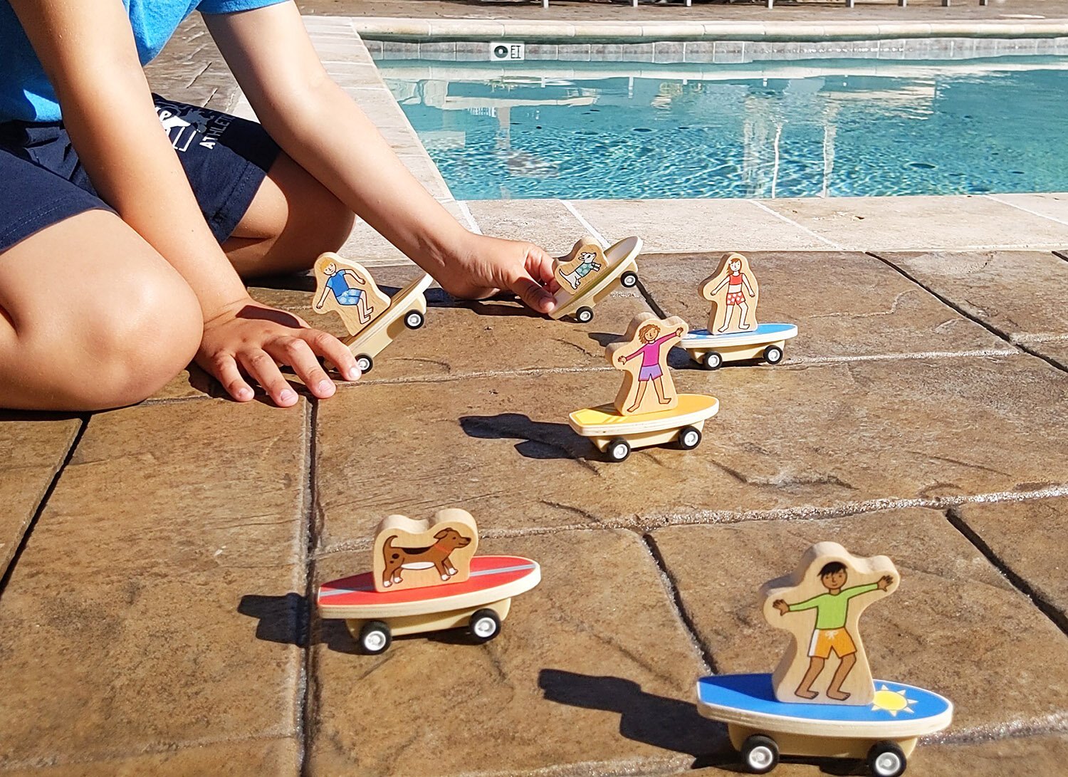 Surfer Kids & Dogs Pull Back - Set of 3