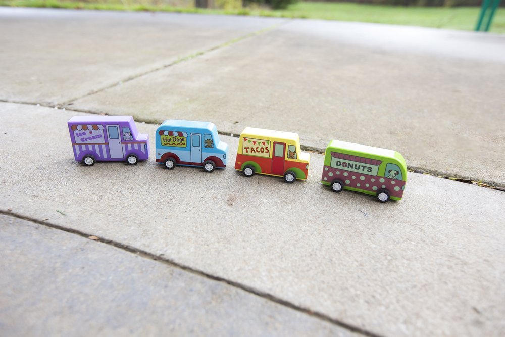 Food Trucks - Pull Backs Set of 4